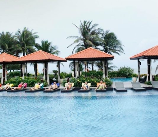 hồ tràm resort