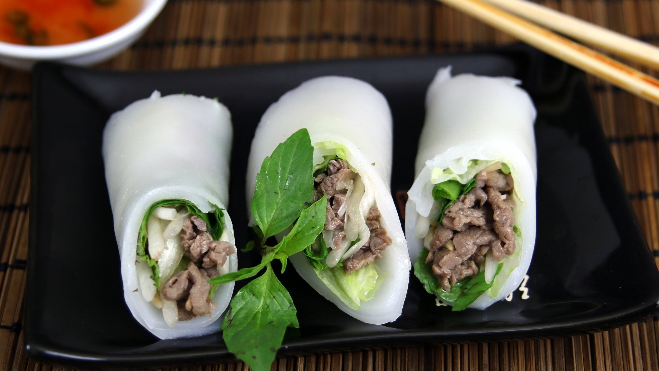 Bao nhieu. Бань Куон вьетнамские. Pho cuon. Pho Roll грибоевдова. Rice Noodle Roll.