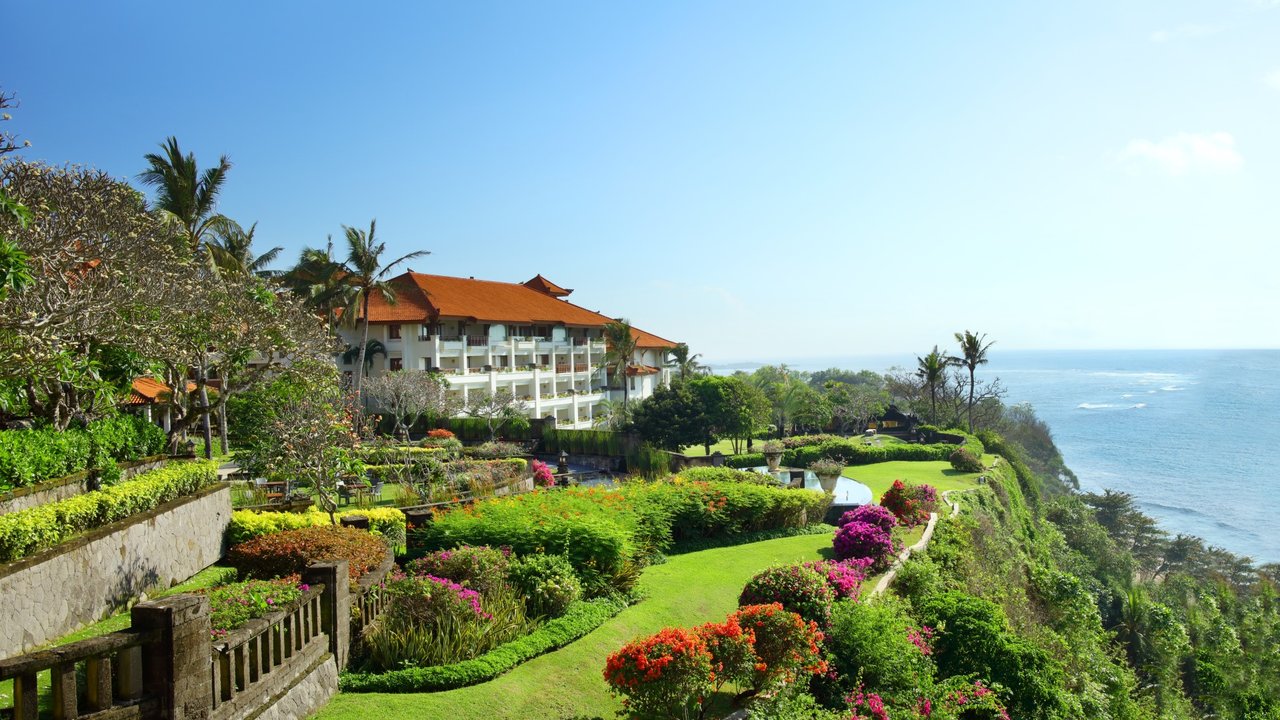 top resort Bali có bãi biển riêng 2